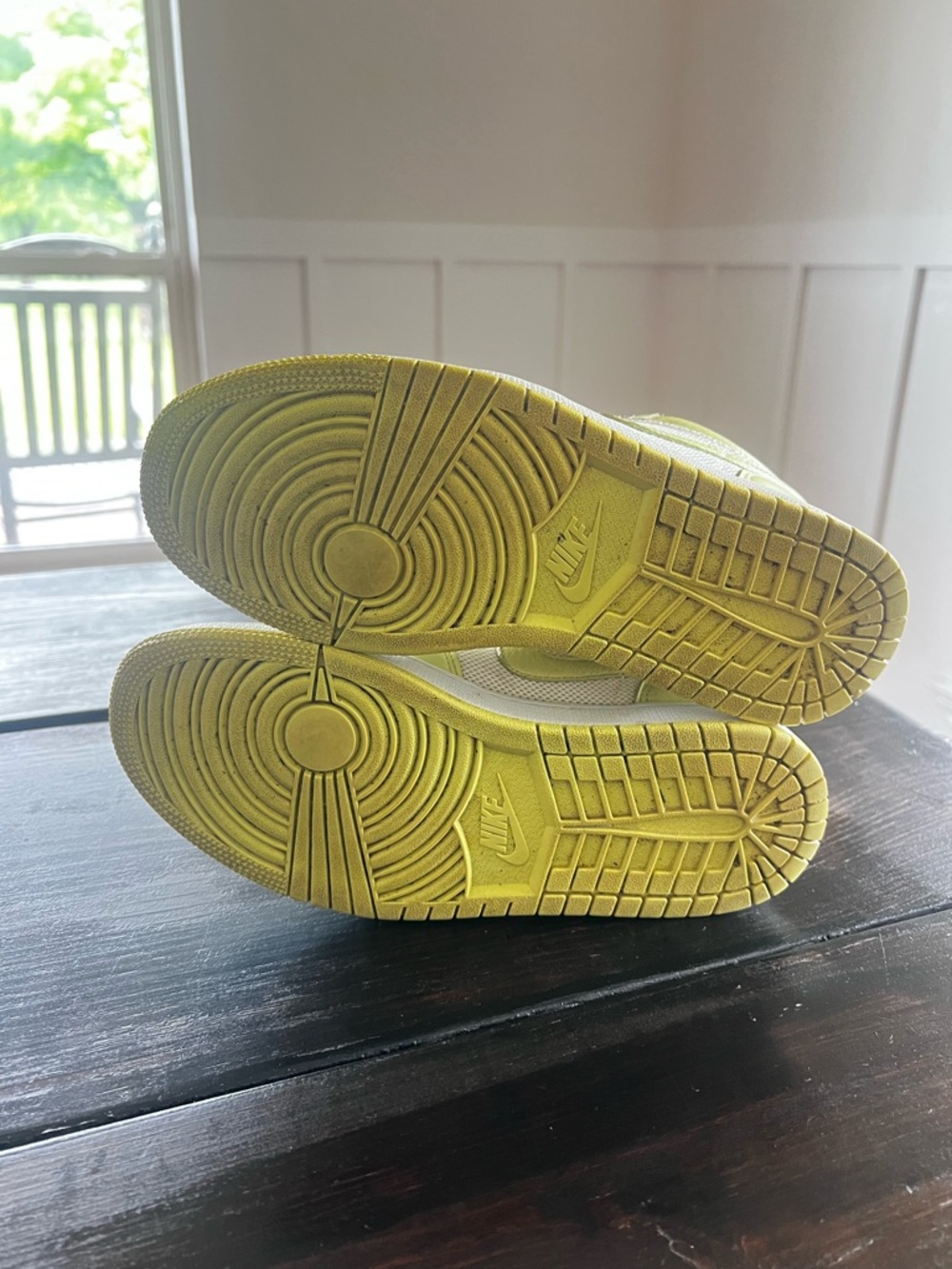 Jordan 1 Low Limelight Womens 9 - Picture 6 of 6